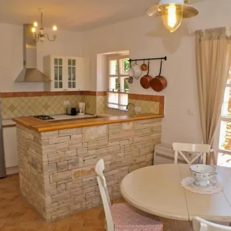 Feriehus Grosszuegiges Mit Pool Und Sonnenterrasse By Interhome